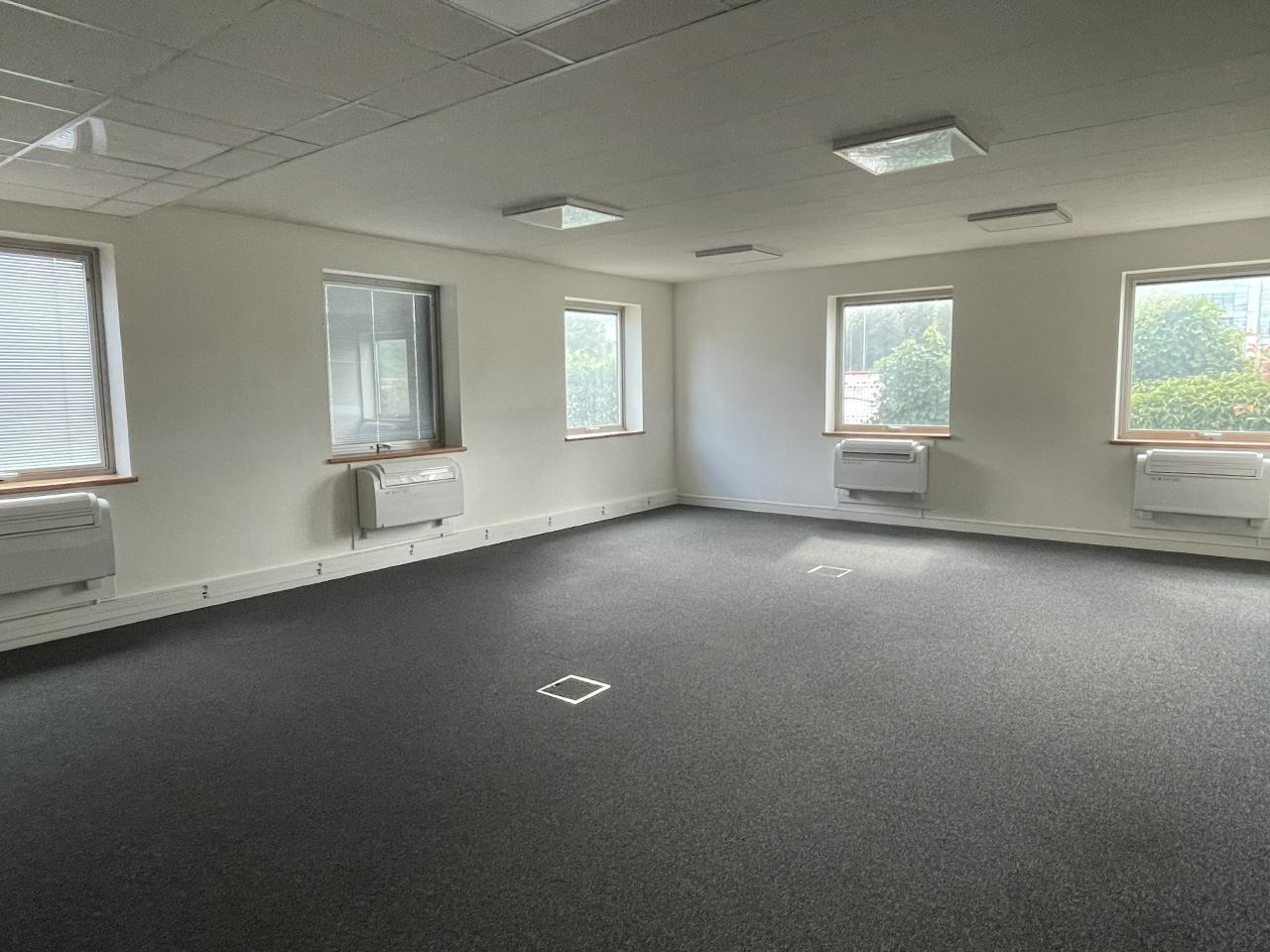 Bureau La Plaine Saint-Denis 1746m² Location bureau La Plaine Saint-Denis Seine-Saint-Denis OLBUR2312422 12